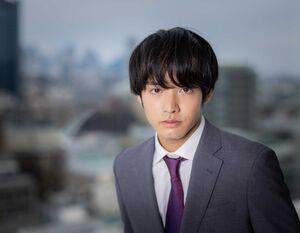 カメラ目線の赤楚衛二