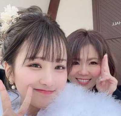 森脇梨々花と母親